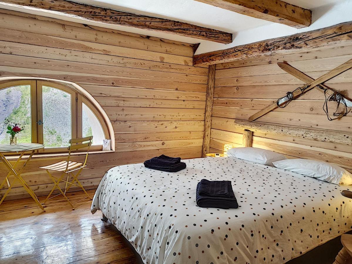 La Maison Basse Saint-Dalmas-le-Selvage Bagian luar foto