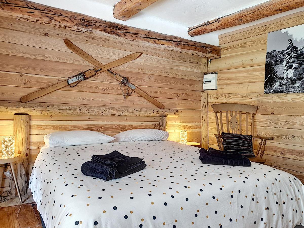 La Maison Basse Saint-Dalmas-le-Selvage Bagian luar foto